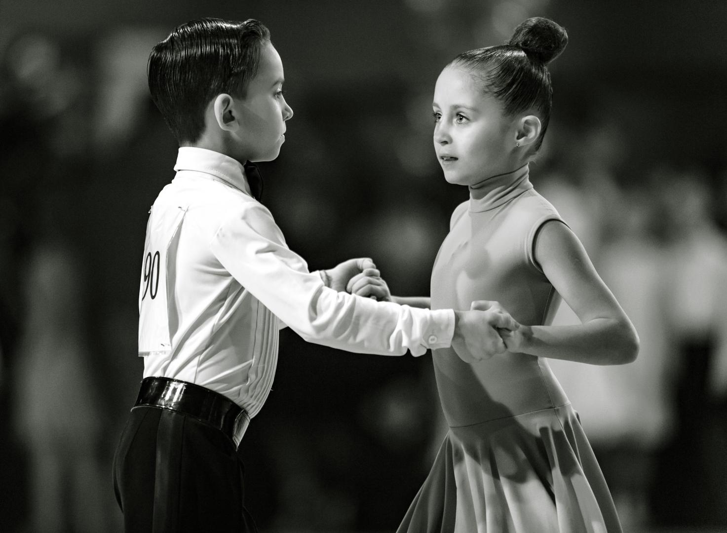 Quels sont les avantages de prendre des cours de danse de salon en couple ? Rennes